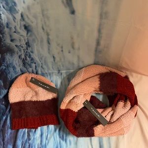 Tahari Infiniti scarf and hat set